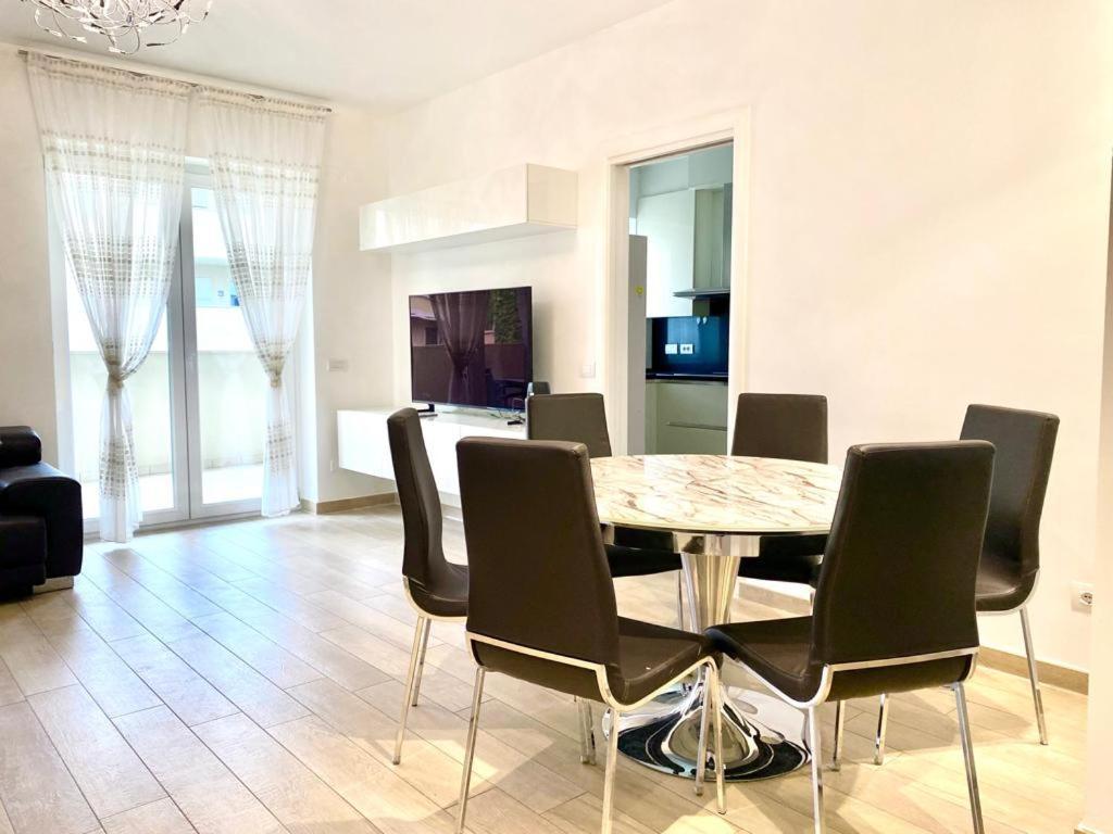 Mpm - Belinzaghi 5 6 Pax Apartment มิลาน ภายนอก รูปภาพ
