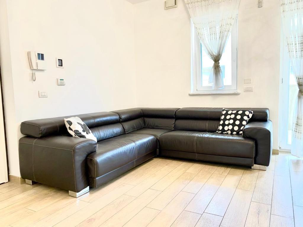 Mpm - Belinzaghi 5 6 Pax Apartment มิลาน ภายนอก รูปภาพ